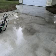 Amazing-Transformation-Dirty-Driveway-Cleaning-in-Rocky-Point-NC 2